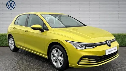 Used VW Golf VIII Life 150 HP (110 kW) 2022 Hatchback