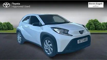 Used Toyota Aygo X PURE 72 HP (52 kW) 2025 SUV
