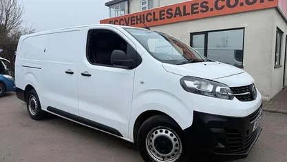 Used Vauxhall Vivaro Edition 101 HP (74 kW) 2021 MPV