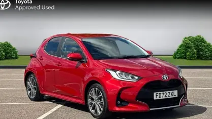 Used Toyota Yaris 116 HP (85 kW) 2023 Red Hatchback