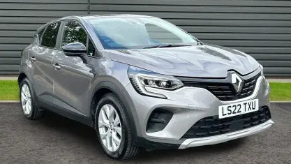 Used Renault Captur Iconic 143 HP (105 kW) 2022 SUV