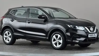 Used Nissan Qashqai Acenta Premium 140 HP (102 kW) 2020 Black SUV