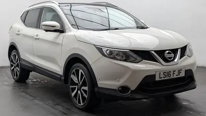 Used Nissan Qashqai Tekna 116 HP (85 kW) 2016 SUV