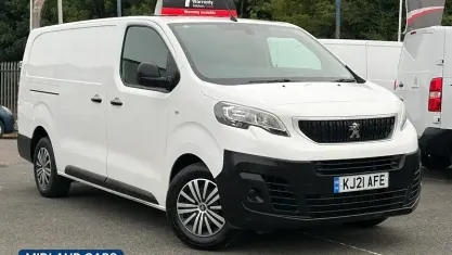 Used Peugeot Expert 122 HP (89 kW) 2021 White Van