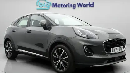 Usado Ford Puma Titanium 125 HP (91 kW) 2023 Cinzento SUV