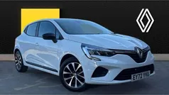 Used 2023 Renault Clio V Evolution Hatchback | £12,985 (Good price)