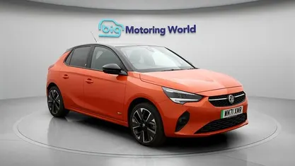 Used Vauxhall Corsa-e 100 kW (136 HP) 2021 Orange Hatchback