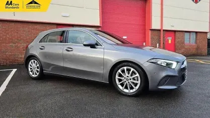 Begagnad Mercedes A180 Executive 136 HK (100 kW) 2022 Halvkombi