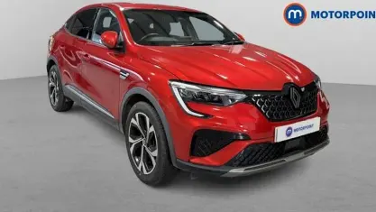 Usado Renault Arkana Techno 143 CV (105 kW) 2024 Rojo SUV