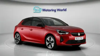 Used Vauxhall Corsa-e SRi 100 kW (136 HP) 2022 Red Hatchback