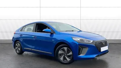 Blue Used 2017 Hyundai Ioniq Premium Hatchback | £9,523 (Fair price)
