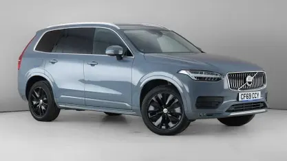 Used Volvo XC90 Momentum 235 HP (172 kW) 2020 Grey SUV