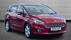 Red Used 2015 Ford S-MAX Titanium MPV | £10,491 (Fair price)