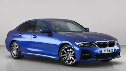 Used BMW 318 M Sport 156 HP (114 kW) 2021 Blue Sedan