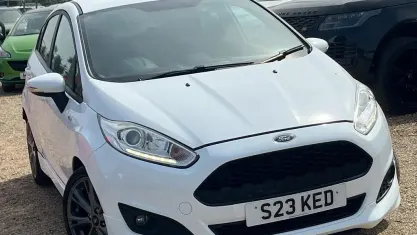 Used Ford Fiesta ST-Line 101 HP (74 kW) 2017 White Hatchback