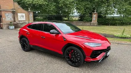 Used 2024 Lamborghini Urus SUV | £209,990