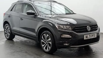 Used 2021 VW T-Roc Active SUV | £17,550 (Fair price)