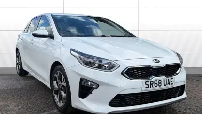 Used Kia Ceed 120 HP (88 kW) 2019 White Hatchback