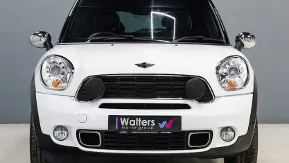 Begagnad Mini Cooper S 143 HK (105 kW) 2016 Halvkombi