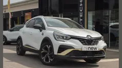 White Used 2024 Renault Captur Engineered SUV | £19,495 (Fair price)