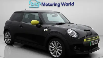 Used 2020 Mini Cooper Level 3 Hatchback | £13,200 (Fair price)