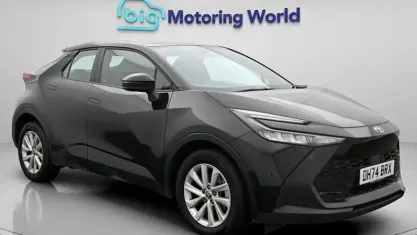 Used Toyota C-HR 140 HP (102 kW) 2025 Black SUV