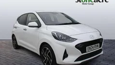 White Used 2024 Hyundai i10 Premium Hatchback | £14,295 (Fair price)