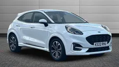 White Used 2022 Ford Puma ST-Line SUV | £13,390 (Fair price)