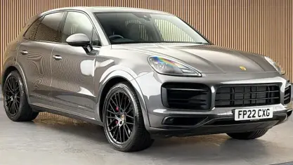 Used Porsche Cayenne 460 HP (338 kW) 2022 Quartzite grey SUV