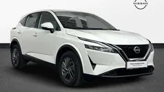 White Used 2023 Nissan Qashqai Acenta Premium SUV | £20,300 (Good price)