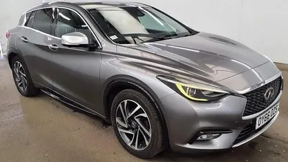 Used Infiniti Q30 Premium 109 HP (80 kW) 2017 Hatchback
