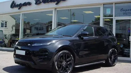 Begagnad Land Rover Range Rover evoque HSE Dynamic 204 HK (150 kW) 2024 Svart SUV