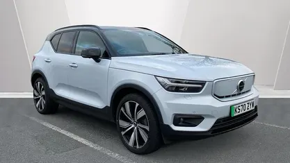 Silver Used 2021 Volvo XC40 SUV | £21,950 (Fair price)