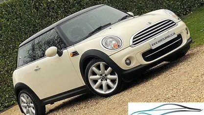 Pepper white Used 2013 Mini Cooper D Hatch Hatchback | £3,499 (Fair price)