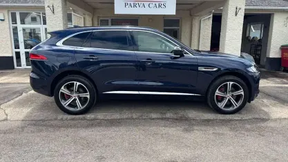 Used Jaguar F-Pace Supercharged 381 HP (280 kW) 2017 Blue SUV