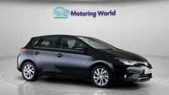 Used 2019 Toyota Auris Hatchback | £9,400 (Fair price)