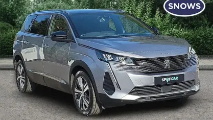 Used Peugeot 5008 Allure+ 131 HP (96 kW) 2023 Grey SUV