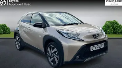 Used Toyota Aygo X 72 HP (52 kW) 2025 Beige SUV