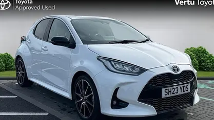 Used Toyota Yaris Hybrid Sport 116 HP (85 kW) 2023 White Hatchback