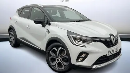 White Used 2024 Renault Captur Techno SUV | £16,960 (Fair price)