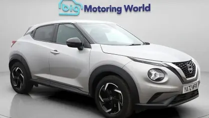 Gebraucht Nissan Juke N-Connecta 114 PS (83 kW) 2023 Silber SUV