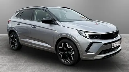 Begagnad Vauxhall Grandland X Ultimate 131 HK (96 kW) 2024 SUV