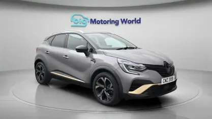 Used Renault Captur Engineered 145 HP (106 kW) 2023 Grey SUV