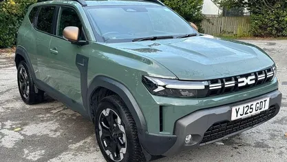 Used 2025 Dacia Duster Extreme Estate | £24,990 (Fair price)