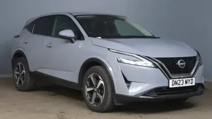 Used Nissan Qashqai N-Connecta 140 HP (102 kW) 2023 Grey SUV