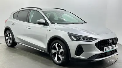 Used Ford Focus Active 125 HP (91 kW) 2023 Silver Hatchback