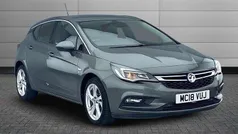 Cosmic grey Used 2018 Vauxhall Astra SRi Hatchback | £7,290 (Fair price)