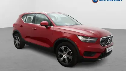 Usado Volvo XC40 Inscription 163 HP (119 kW) 2021 Vermelho SUV