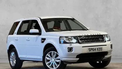 Used Land Rover Freelander 2 SE 150 HP (110 kW) 2014 White SUV