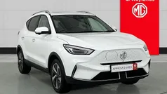 White Used 2023 MG ZS Trophy Hatchback | £16,990 (Fair price)